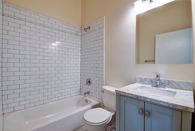 Foto del edificio - 3257 N Sheffield Ave
