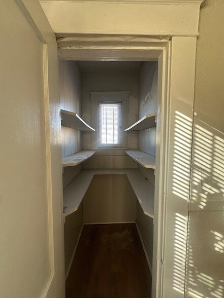 Foto del edificio - 1075 Kney St