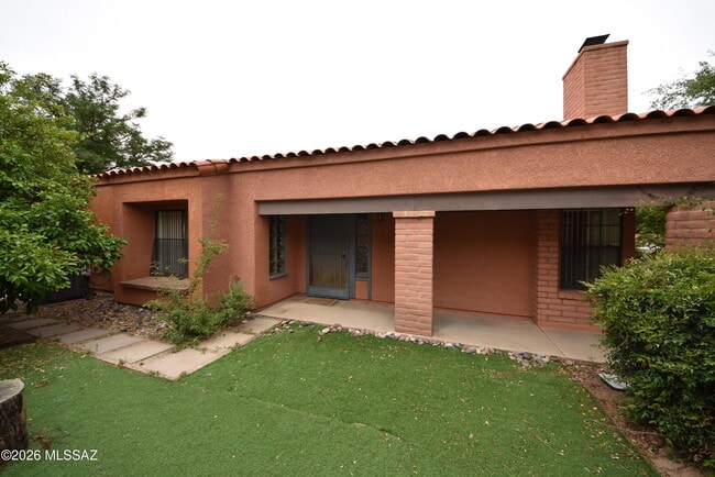 Building Photo - 5120 E Woodgate Ln