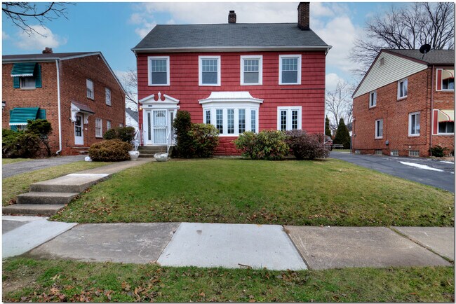 Front of house - 3377 Sutton Rd