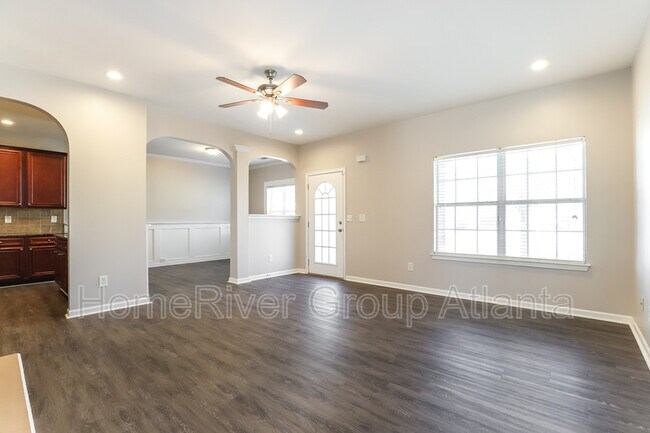 Foto del edificio - 432 Orchid Ln