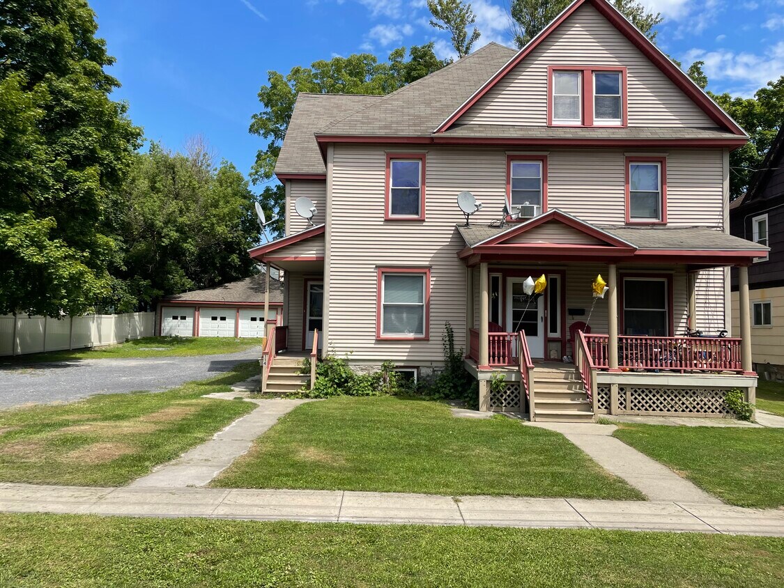 114 Park Plz, Auburn, NY 13021 Townhome Rentals in Auburn NY