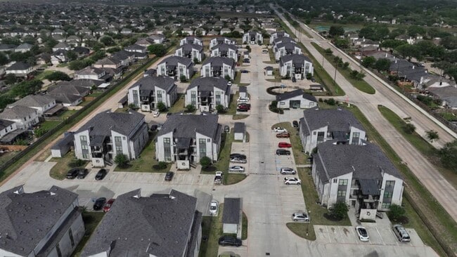  - Esperanza at Keith Harrow