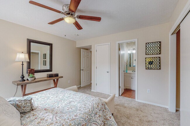 Foto del edificio - 7920 Elliott Rd NW