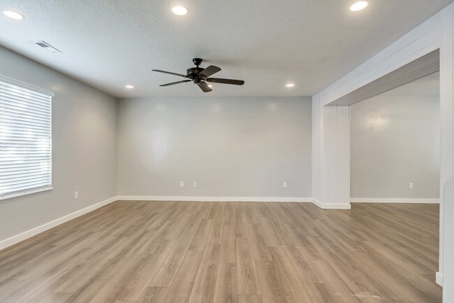 Building Photo - 362 S 1230 W