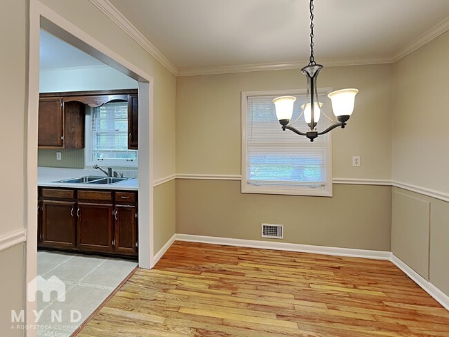 Building Photo - 7094 Chappell Cir NW