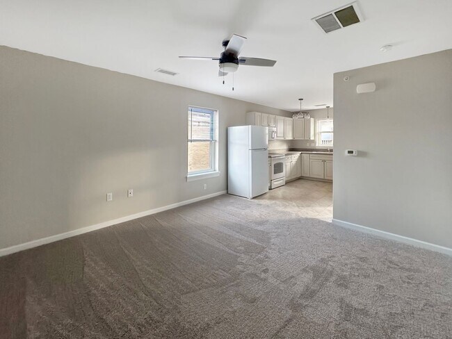 Foto del edificio - 414 W Fourth Street