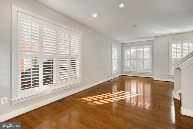 Foto del edificio - 918 4th St SE