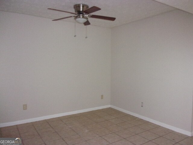 Foto del edificio - 9444 Cypress Ln