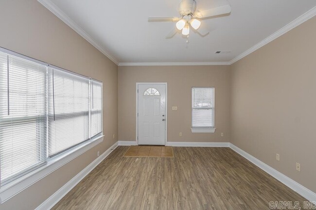 Building Photo - 1201 Sadie Dr