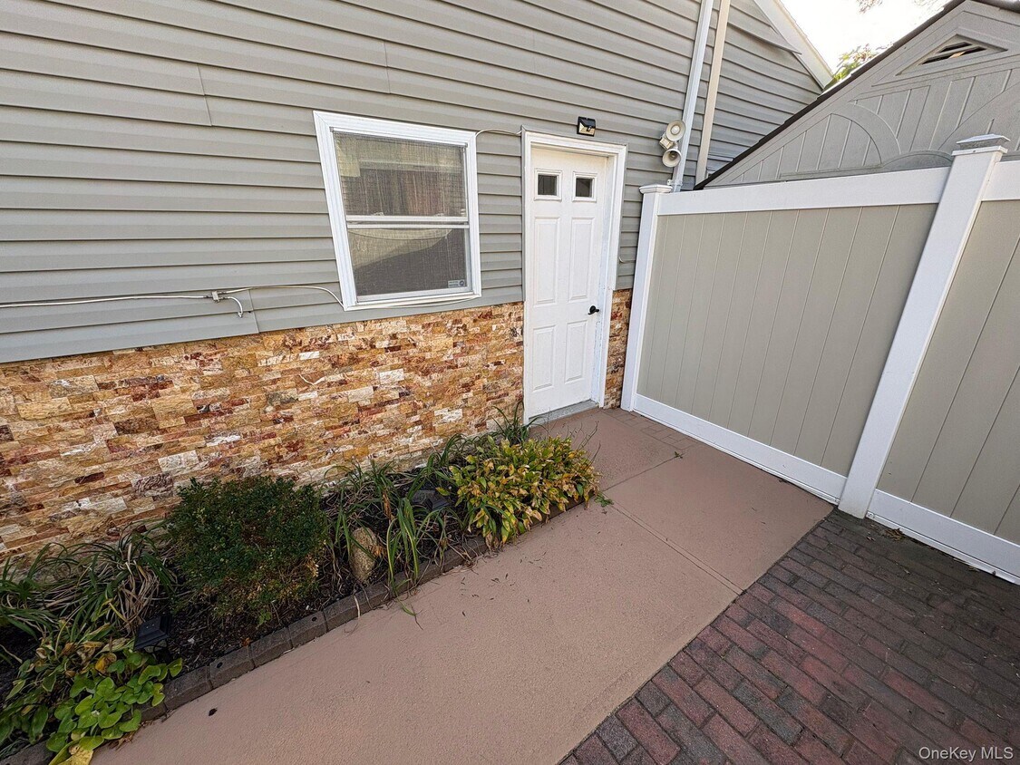 Foto principal - 318 Claremont Ave