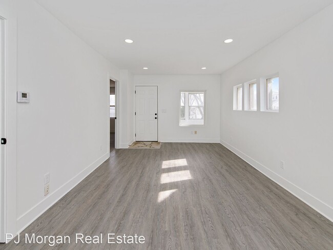 Building Photo - 3 br, 2 bath House - 5824 Frances St