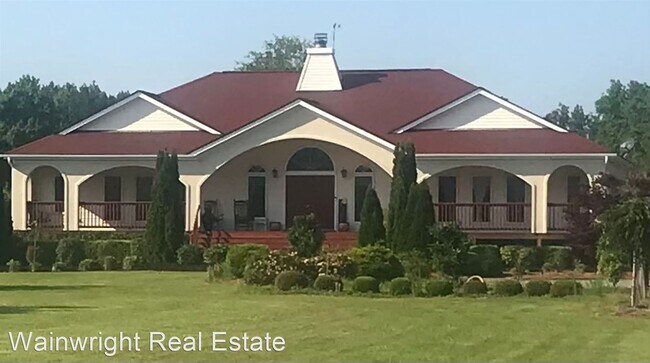 Building Photo - 4 br, 3.5 bath House - 1316 SHIPPS CABIN RD