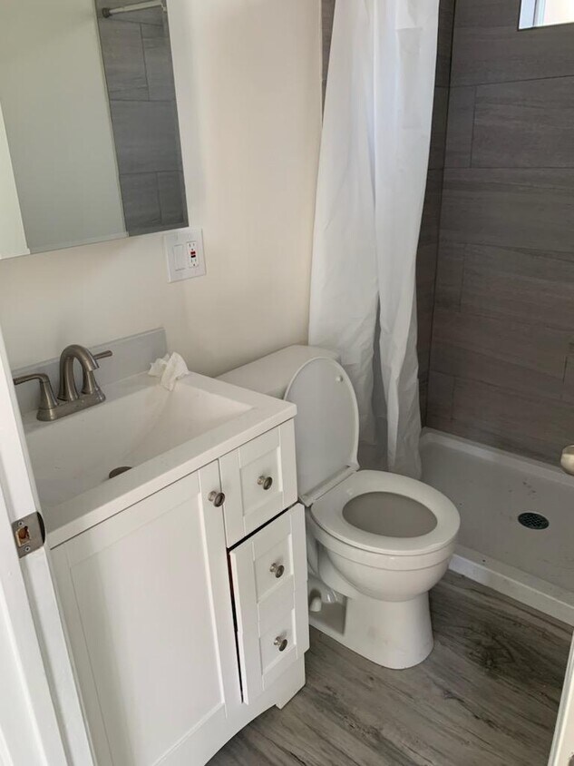 Foto del edificio - 14618 Gault St