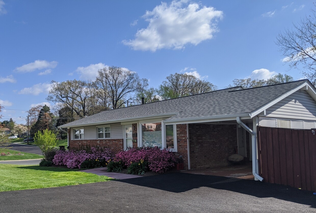 4201 Collier Rd, Fairfax, VA 22030 House Rental in Fairfax, VA