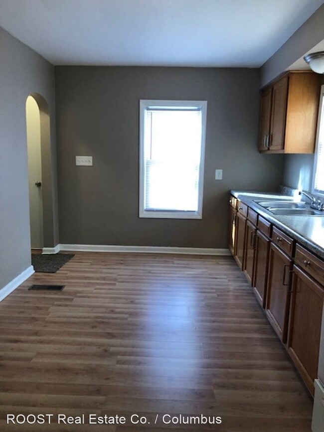 Building Photo - 3 br, 1 bath House - 1877 Agler Road