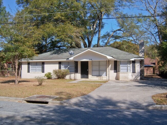 Building Photo - 718 Atlanta St