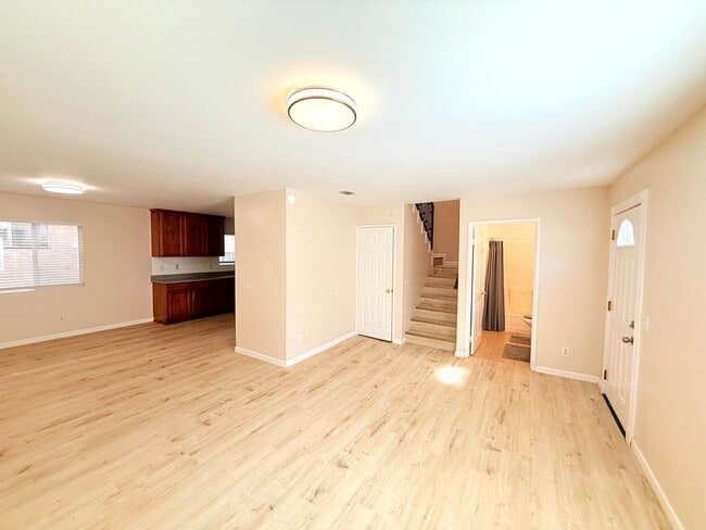 Foto del edificio - 762 W 21st St