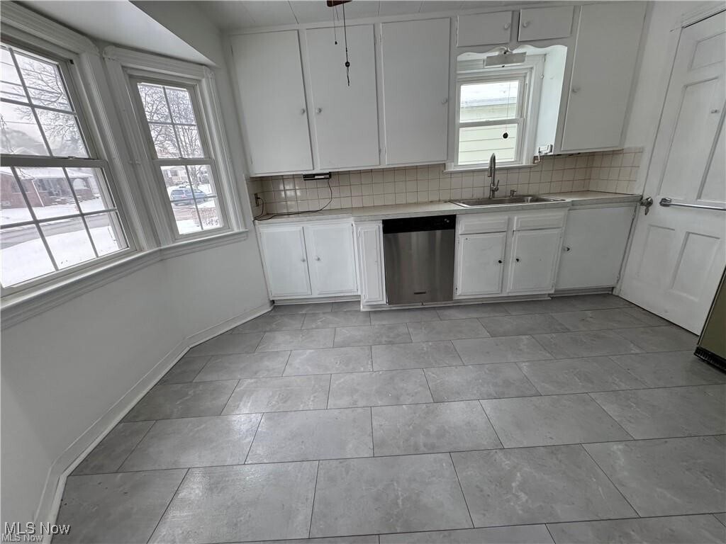 3678 W 140th St Cleveland, OH 44111 – photo 3