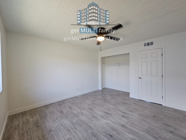 Foto del edificio - 2535 W Missouri Ave