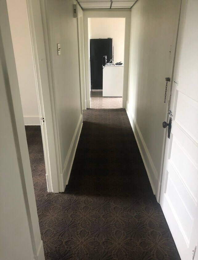 713-e-14th-ave-munhall-pa-15120-townhome-rentals-in-munhall-pa