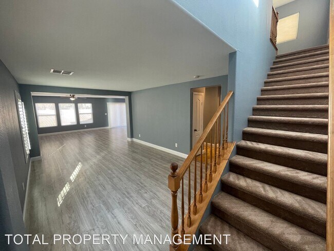 Building Photo - 3 br, 2 bath House - 3016 Gannon Ridge Ave