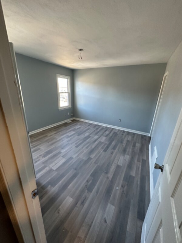 Foto del edificio - 716 Glenshire Dr