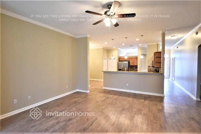 Building Photo - 5353 Summit Lake Dr