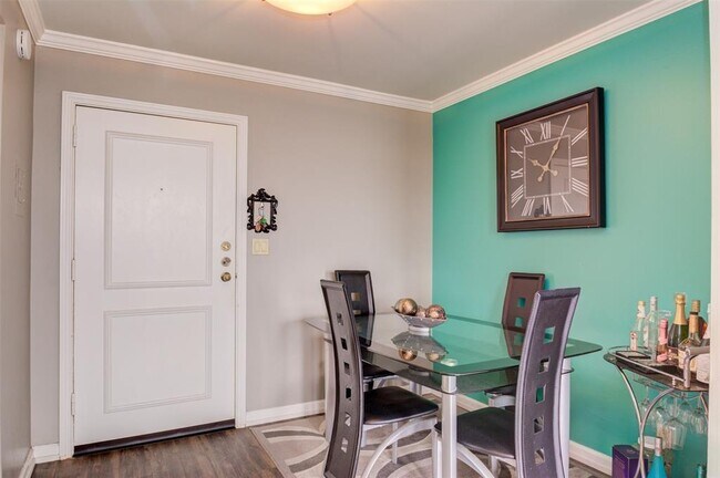 Building Photo - 3525 Sage Rd