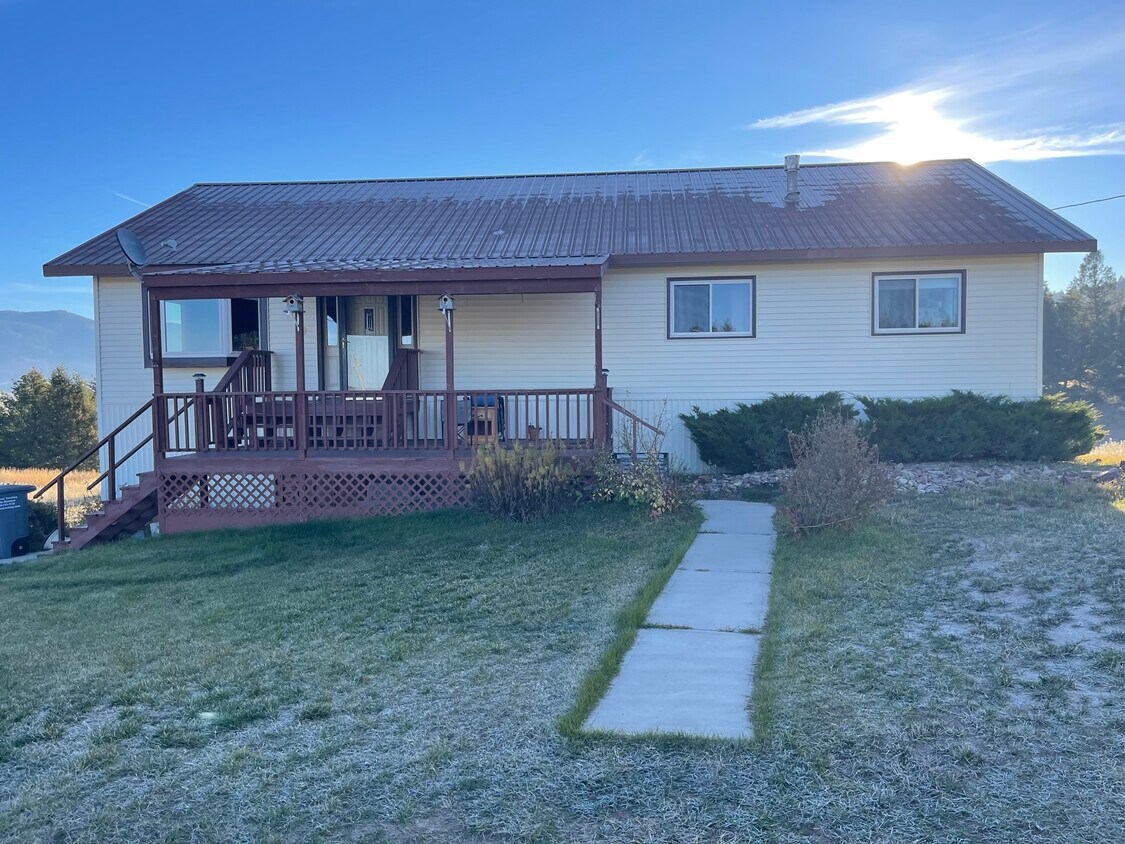 964 Janney Rd, Butte, MT 59701 House Rental in Butte, MT