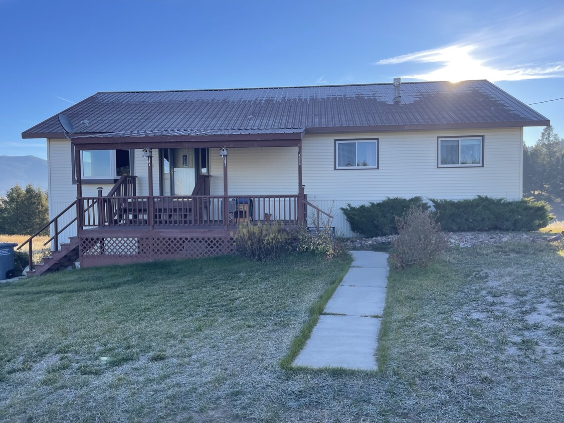 964 Janney Rd, Butte, MT 59701 - House Rental in Butte, MT | Apartments.com