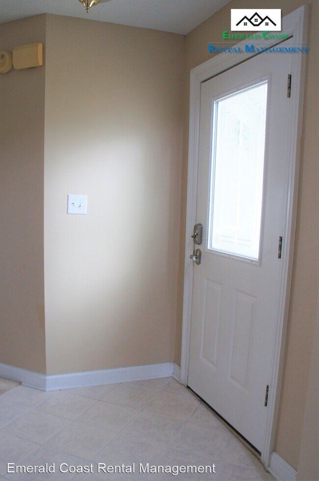 Building Photo - 3 br, 3 bath House - 10 Lucile Street B