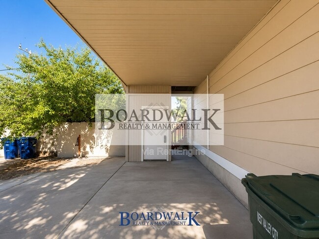 Foto del edificio - 3549 Colby Ave