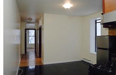 Building Photo - 204 W 109th St