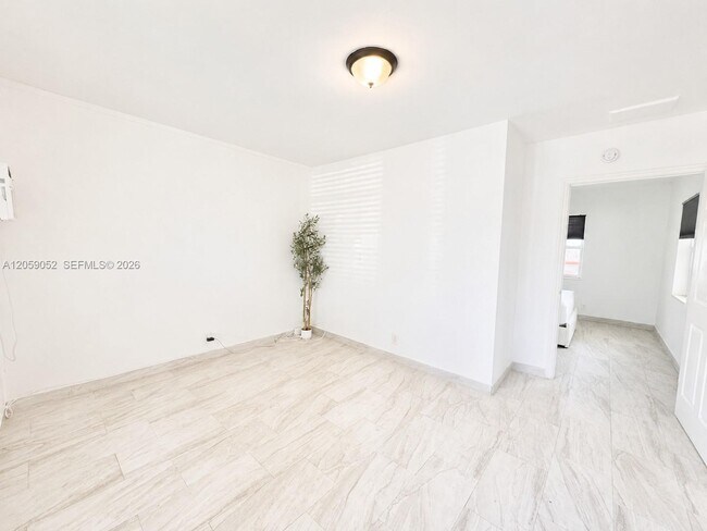 Foto del edificio - 2519 Pierce St