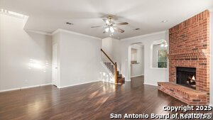 Building Photo - 902 Visor Dr