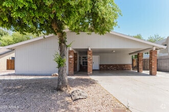 Building Photo - 555 N Elm