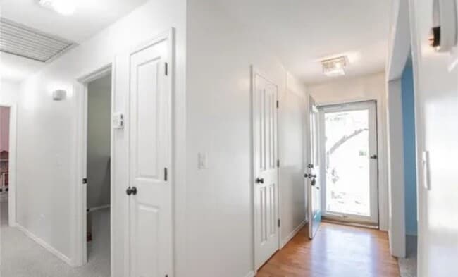 Building Photo - Amazing 4 bedroom 4 bath with short term lease