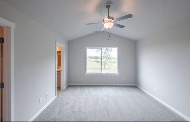 Foto del edificio - Must See in NE Albany!