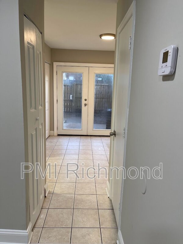 Building Photo - 4611 Coldstream Dr