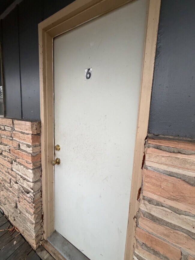 Building Photo - 20025 US-160