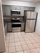 Building Photo - 2801 Willow Run