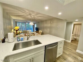 Building Photo - 290 Naples Cove Dr