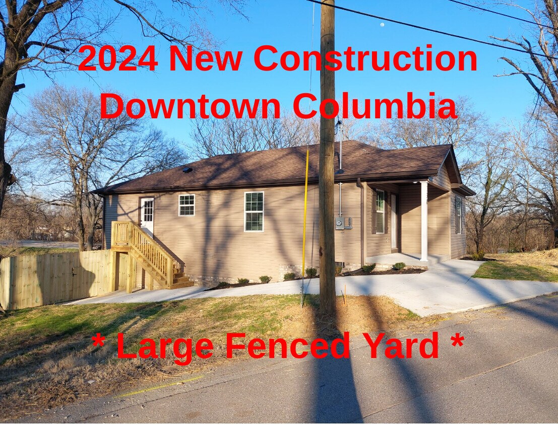 Primary Photo - 130 W 1st St