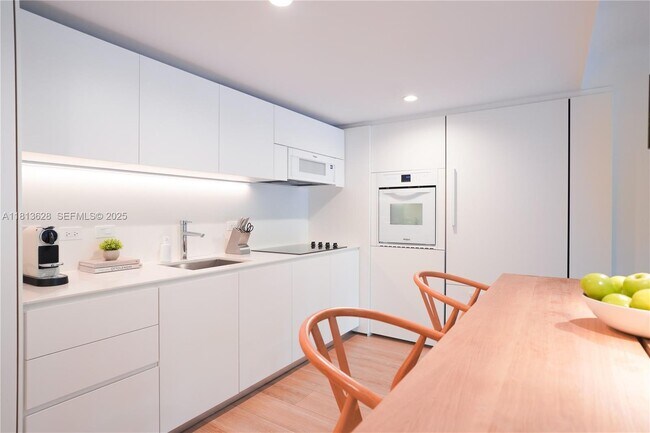 Foto del edificio - 291 Bal Bay Dr