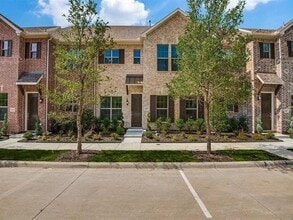 Building Photo - 2429 Merriweather Ln