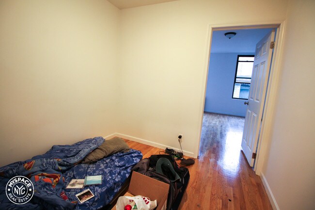 Building Photo - 1323 Myrtle Ave