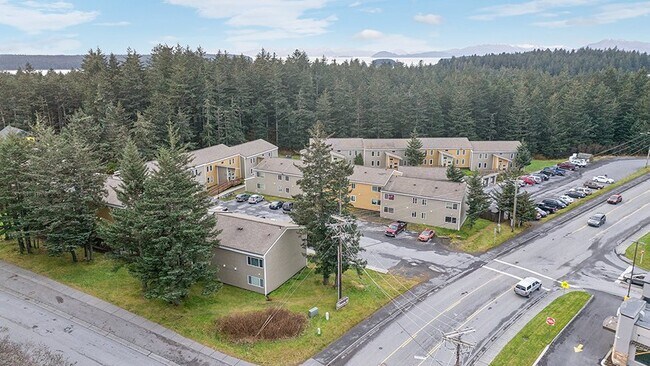 Foto del edificio - 2610 Mill Bay Rd