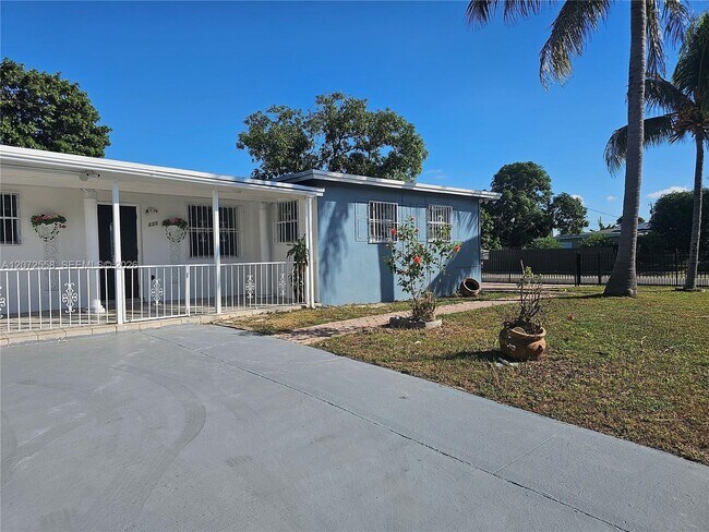 Building Photo - 331 NW 195th Terrace