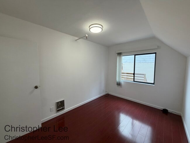 Building Photo - 512 Judah St